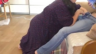 Mature Mom Performs Oral And Anal Sex On Her Teenage Son