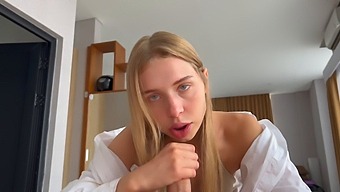 Любительская Блондинка-Школьница Высыхает В Горячем Видео От Первого Лица.