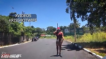 Sexy Noel, Hotwife Of Salvador Bahia, Strips Down In Heavy Traffic For A Christmas Treat