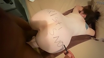 Christi Snow'S Widened Pussy