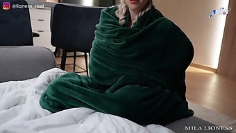 Intimate Vacation Encounter With Stepsister Leads To Accidental Ejaculation On Panties