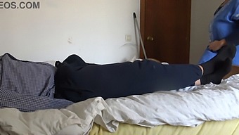 Una Governante Musulmana È Scioccata Dalle Dimensioni Del Grande Pene Nero Di Un Francese