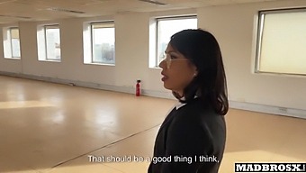 Interracial Real Estate Agent Gets Fucked In A Toilet For A Property Sale!